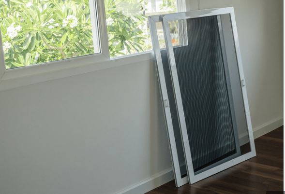 Windows Screen Material: Which One to Choose?